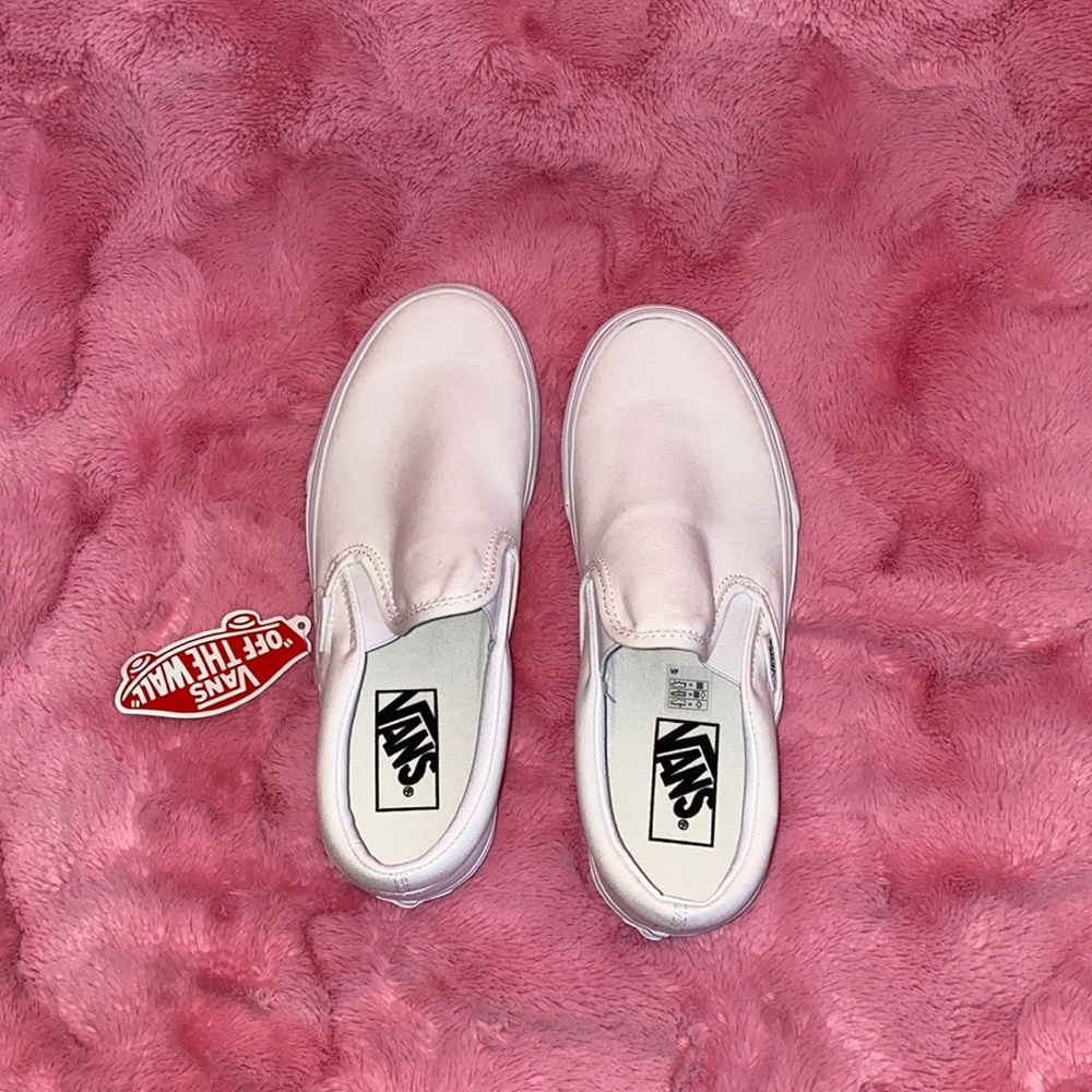 classic slip on white vans